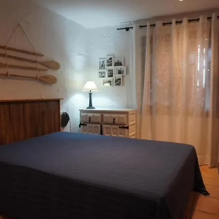 Encantadora Casa Con Piscina Y Vista Al Mar En - Es-323-28